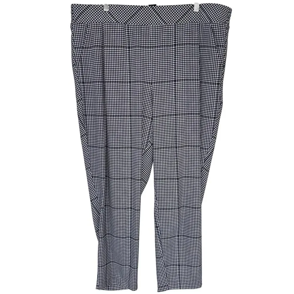 Torrid Black White Plaid Crepe Pull On Tapered Ankle Pant Size 2XL - Picture 2 of 16